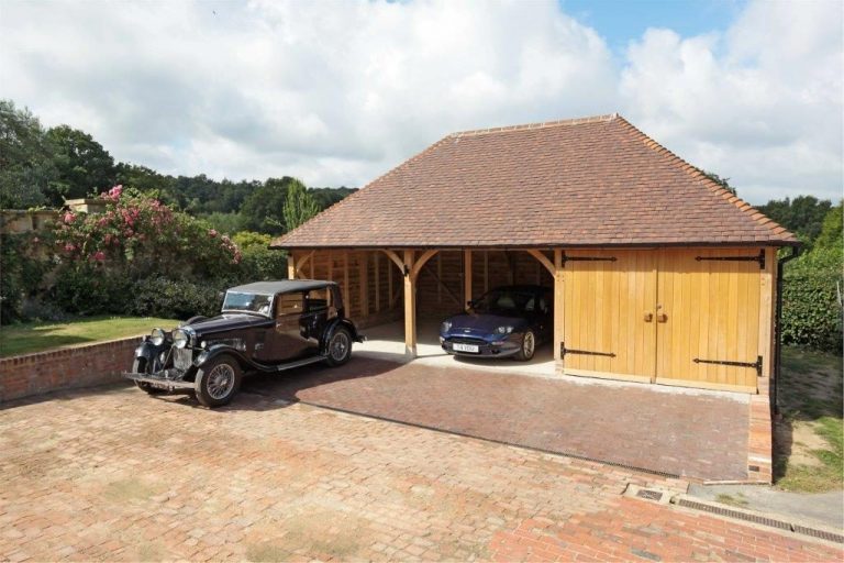 Bespoke Oak Framed Buildings | English Heritage Buildings